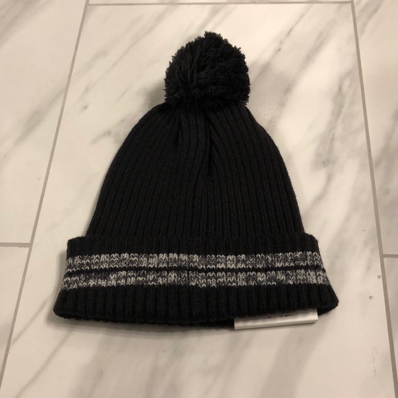 Women’s Calvin Klein Winter Hat - Picture 6 of 6